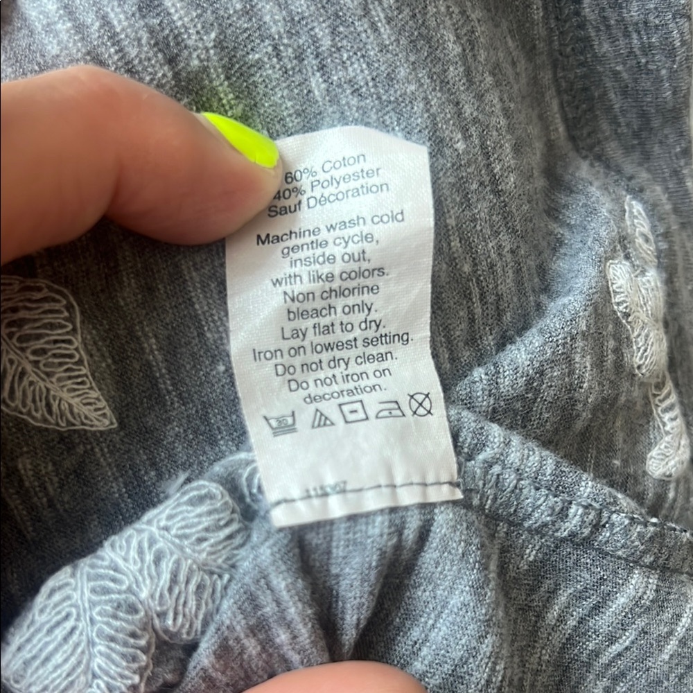 J. Crew Embroidered Floral Design Tee - Picture 5 of 5